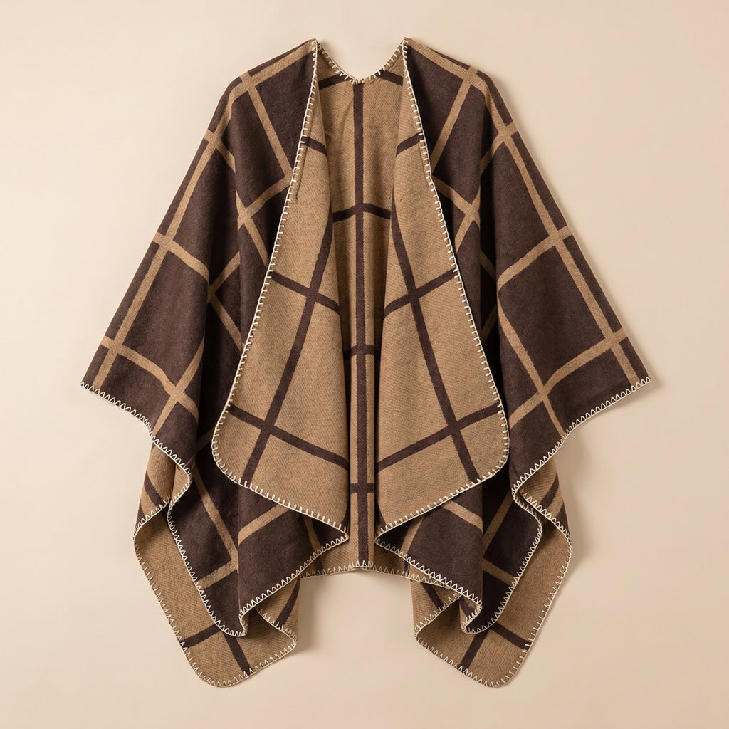 Poncho cape homme à carreaux chaud, marron foncé et beige clair, présenté à plat, sans capuche visible