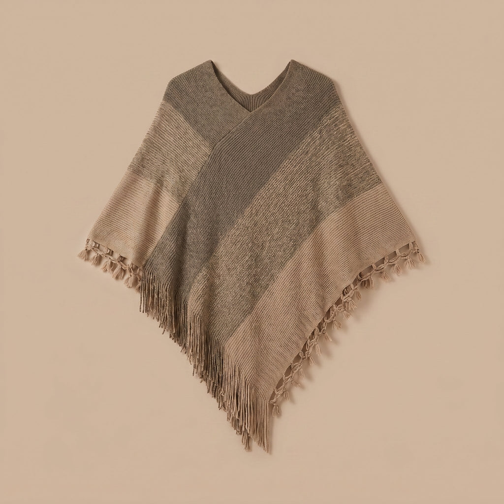 Poncho pull femme colorblock beige et marron, vu de face et posé à plat.