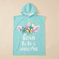 Poncho serviette à capuche adulte Licorne menthe : vue à plat sur fond crème