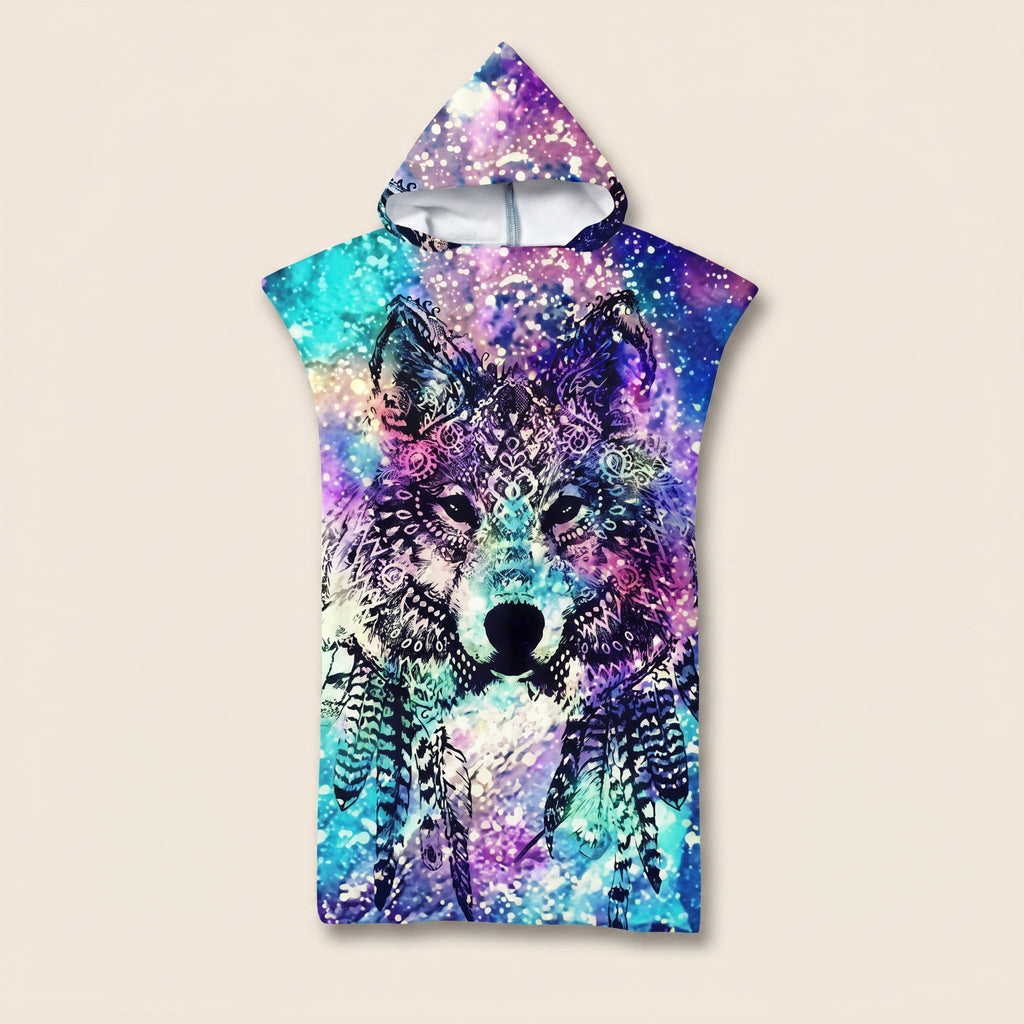 Poncho serviette à capuche adulte Loup galaxie : vue à plat sur fond crème